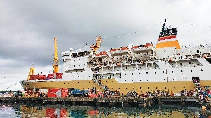 KM-Labobar-harga-tiket-kapal-Ambon-Nabire-Rp-498000.jpg
