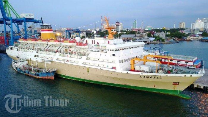 KM-Lambelu-bersandar-di-Pelabuhan-Peti-Kemas.jpg