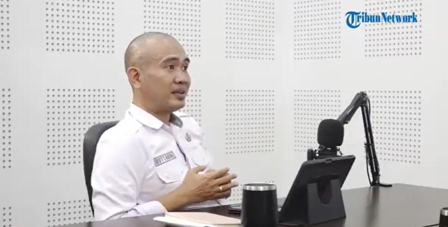 Kadisnaker-Kota-Gorontalo-Muttakin-Adam-saat-berbincang-dalam-Tribun-Podcast.jpg
