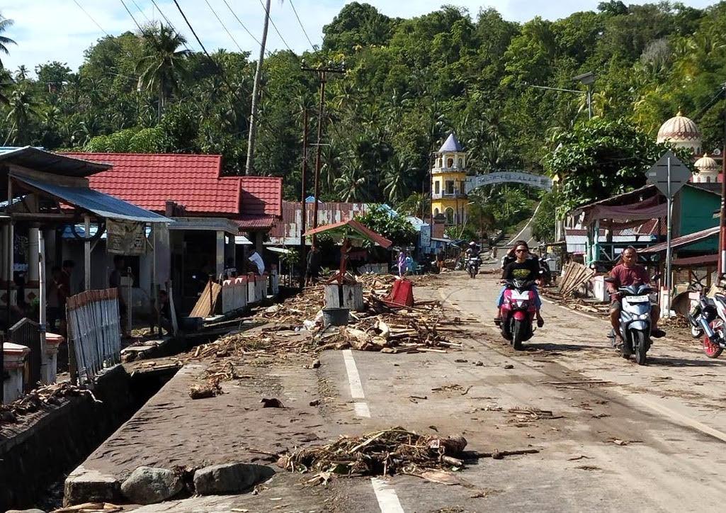 Kondisi-wilayah-terdampak-banjir-dan-tanah-longsor-di-Kabupaten-Bone-Bolango.jpg