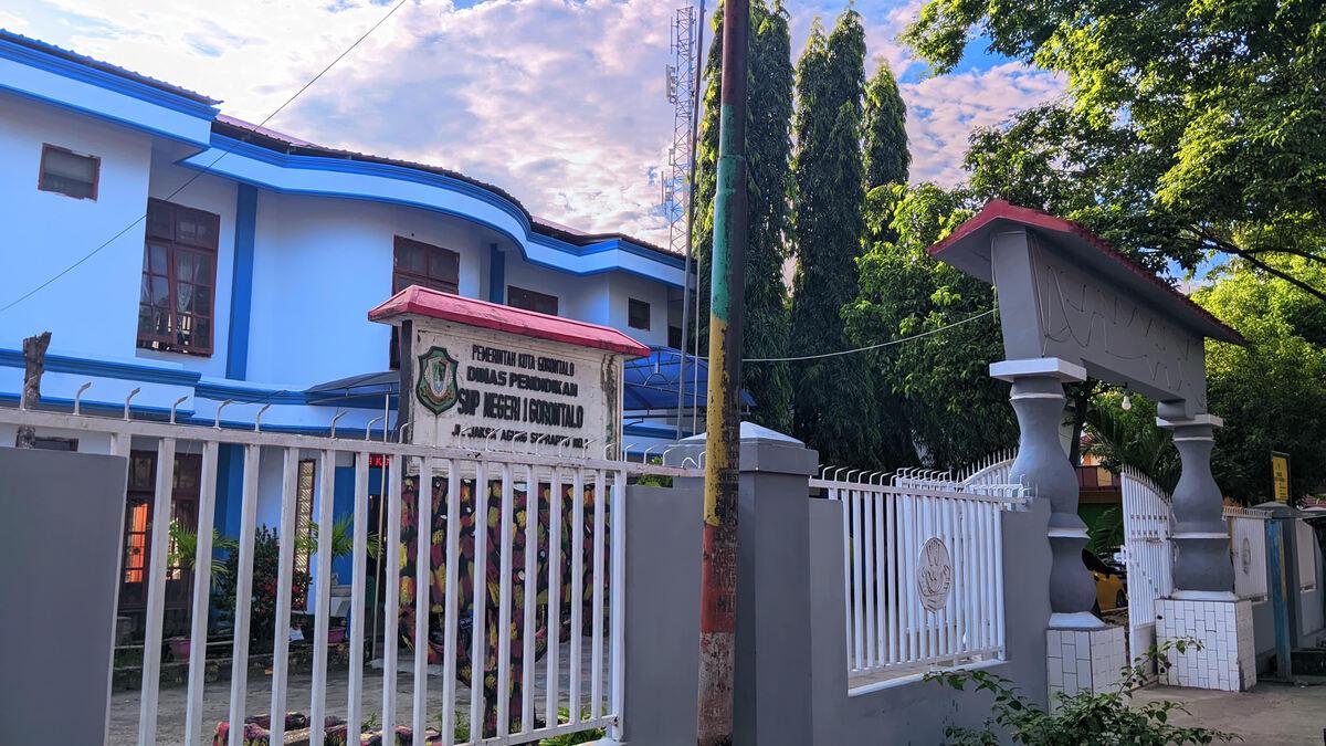 MP-Negeri-1-Kota-Gorontalo-Jalan-Jaksa-Agung-Suprapto.jpg