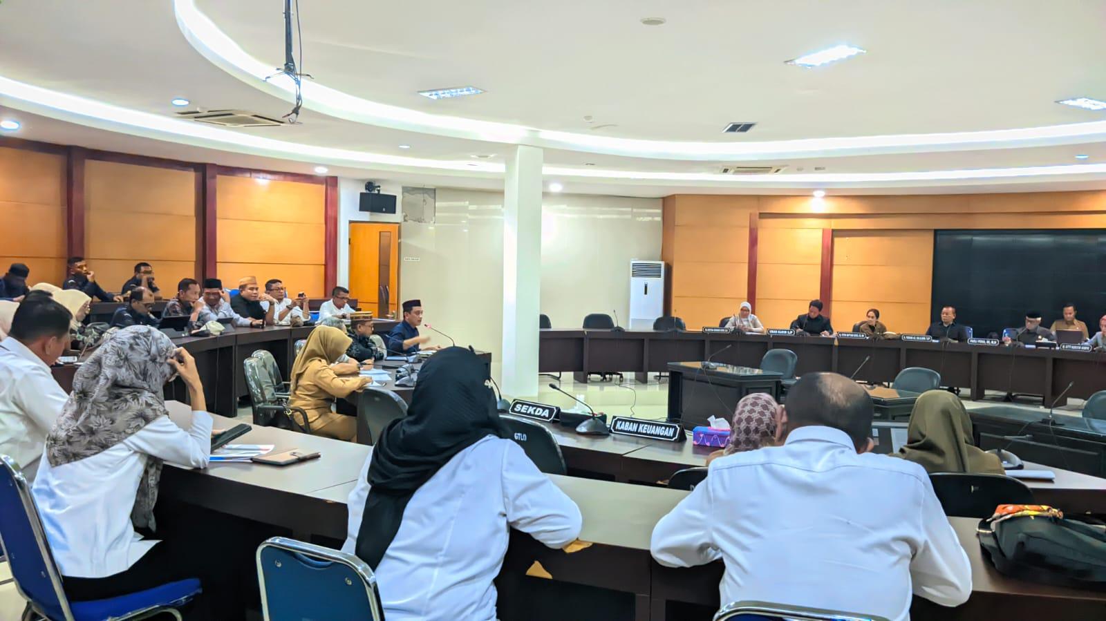 PSU-GORONTALO-UTARA-Suansa-rapat-di-Kantor-DPRD-Provinsi-Gorontalo-Selasa-1132025.jpg