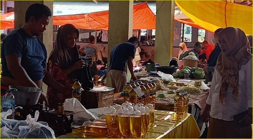 Daftar Harga Minyak Goreng di Pasar Senin Kota Gorontalo per Senin 1 Juli 2024