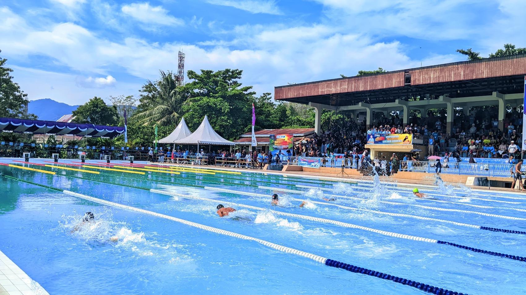 Para-atlet-renang-dari-berbagai-daerah-di-kawasan-Timur-Indonesia.jpg