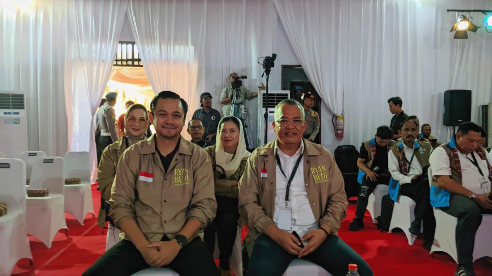 Pasangan-Calon-Wali-Kota-Gorontalo-Ryan-Kono-dan-Charles-Budi-Doku.jpg