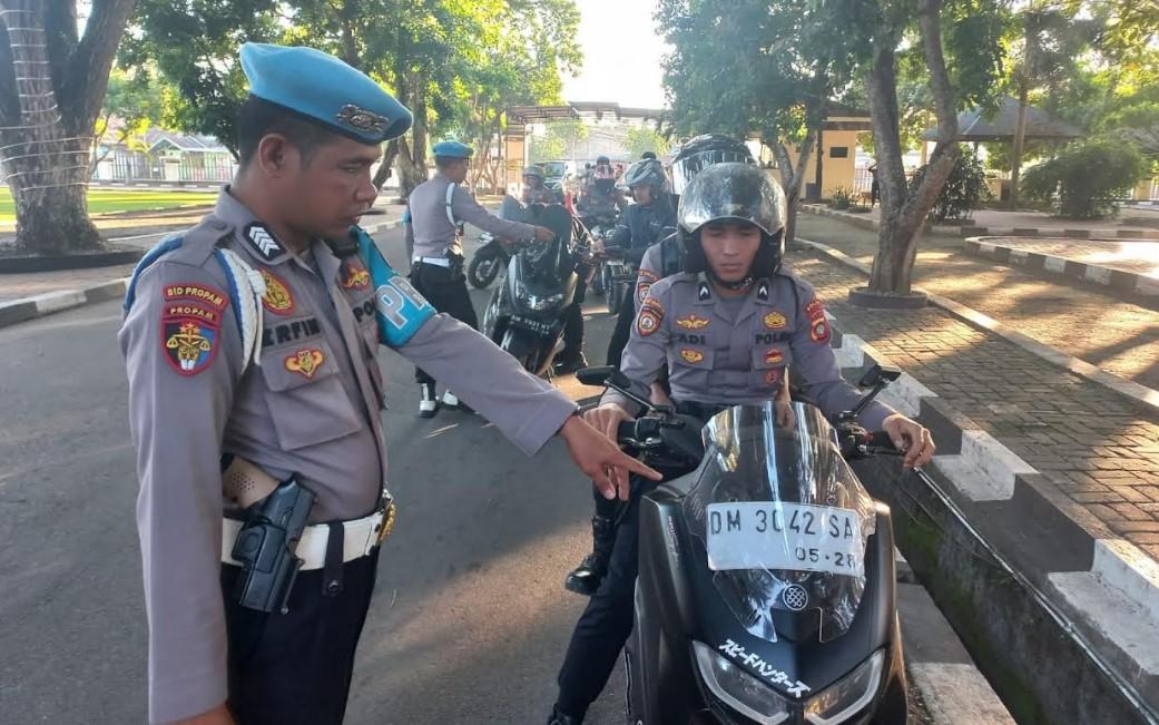 Pemeriksaan-kendaraan-milik-personel-polisi-di-Polda-Gorontalo-Kamis-2222024.jpg