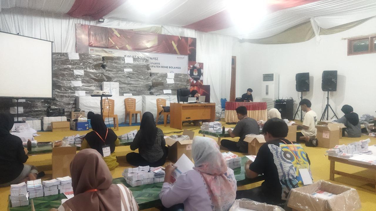 Puluhan-Warga-Bone-Bolango-ffff.jpg