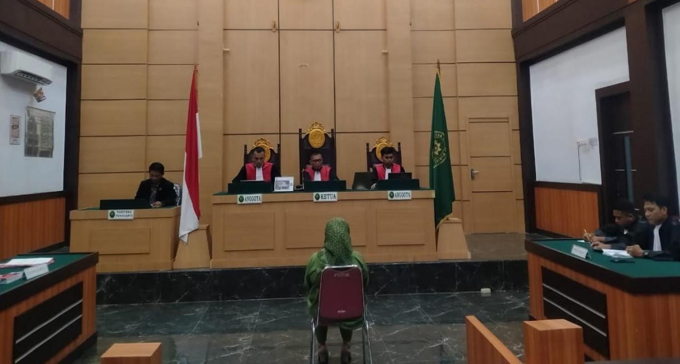 Zuryati-Usman-di-Pengadilan-Marisa-Gorontalo-Kamis-16-Mei-2024.jpg