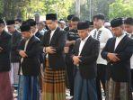 2242023_Pj-Gubernur-Gorontalo-salat-idul-fitri.jpg