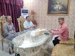Bupati-Pohuwato-Saipul-Mbuinga-berbincang-dengan-Tim-TribunGorontalocom.jpg