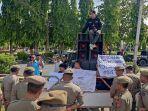 Demo-Aliansi-Pemuda-Desa-Kecamatan-Paguyaman-di-depan-Kantor-Bupati-Boalemo-Senin-2462024.jpg