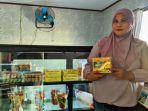 Farida-Yusuf-45-Penjual-pia-jajanan-khas-Gorontalo.jpg