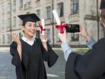Ilustrasi-fresh-graduate.jpg