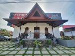 KANTOR-BANK-SULUTGO-Wali-Kota-Gorontalo-Adhan-Dambea.jpg