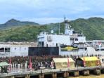 Kapal-perang-KRI-Teluk-Banten-516.jpg