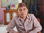 Kepala-SDN-2-Batudaa-Faisal-Bima-saat-ditemui-TribunGorontalocom.jpg