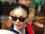 Nikita-Mirzani-usai-menjalani-sidang-tuntutan-di-Pengadilan-Negeri-Jakarta-Selatan.jpg