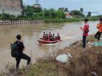 PENCARIAN-KORBAN-Tim-SAR-Gabungan-menyisir-Sungai-Bolango.jpg