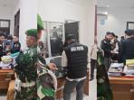 PENGGELEDAHAN-Sejumlah-dokumen-digeledah-Kejaksaan-Boalemo-dari-kantor-DPRD-Boalemo-Gorontalo.jpg
