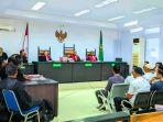 Para-terdakwa-kasus-pembakaran-Kantor-Bupati-Pohuwato.jpg