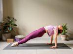 Paschimottanasana.jpg