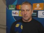 Pelatih-Barcelona-Hansi-Flick-saat-diwawancarai-media.jpg