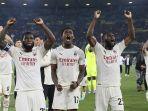 Pemain-AC-Milan-melakukan-selebrasi-usai-pertandingan.jpg