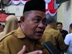 Sekda-Kabupaten-Gorontalo-Sugondo-Makmur-saat-diwawancarai-TribunGorontalocom.jpg