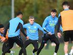 Skuad-Arsenal-saat-latihan.jpg