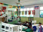 Suasana-korban-banjir-bandang-Gorontalo-ngungsi-di-SDN-38-Hulondhalangi-Kamis-2762024.jpg