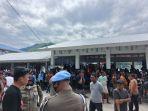 UPTD-dan-Satpol-PP-tiba-di-TPI-Tenda-Kota-Gorontalo.jpg