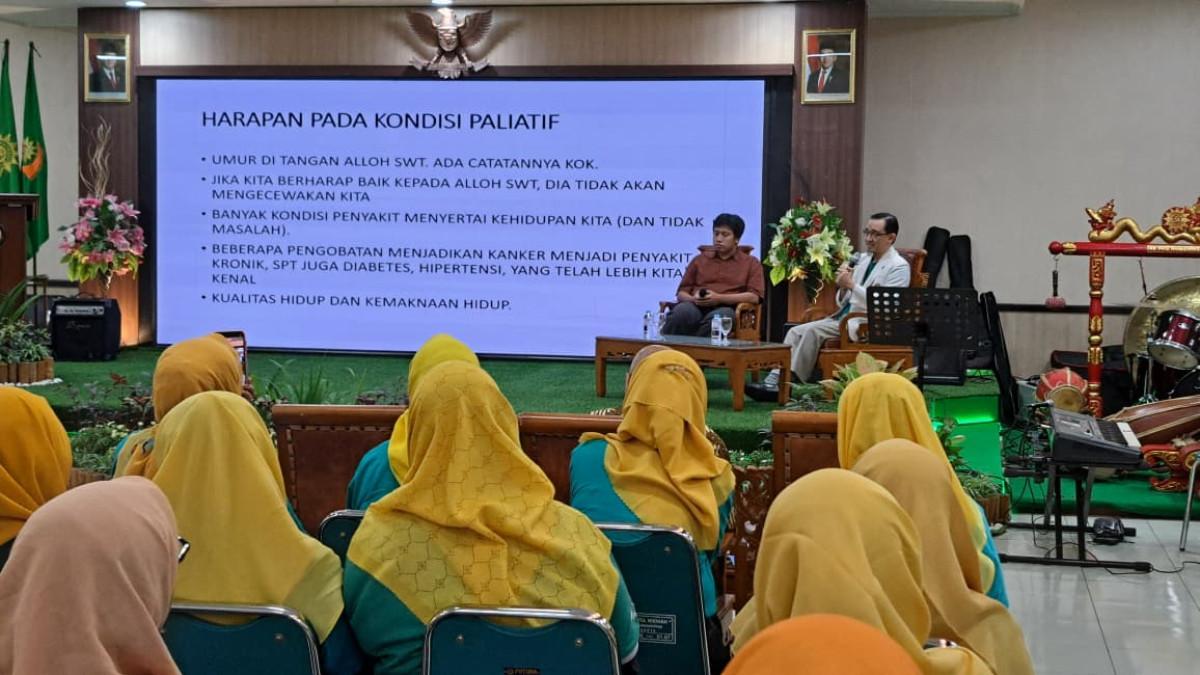 RS PKU Muhammadiyah Surakarta Peringati Hari Kanker Payudara Sedunia