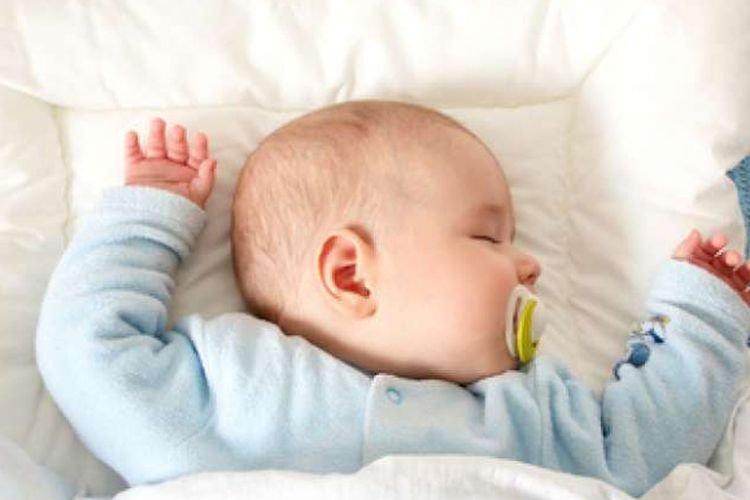 ilustrasi bayi yang sedang tidur, berikut ini mitos mengenai tidur bayi yang harus diluruskan para orang tua