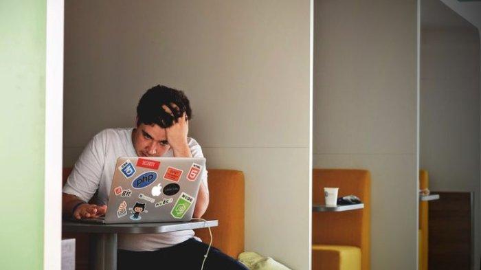 dr. Chelwy Joycestio Jelaskan Mengenai Burnout Syndrome yang Diakibatkan oleh Stress Kronis
