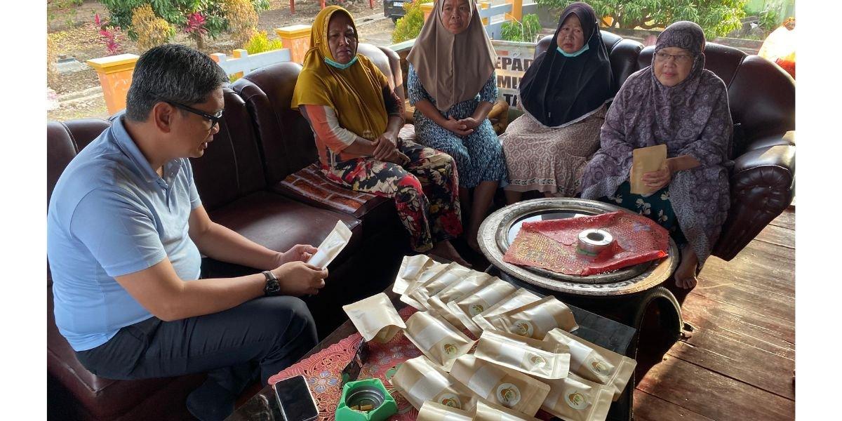 Dokumentasi monitoring pelaksanaan produksi tepung dari tongkol jagung dan teh dari rambut jagung