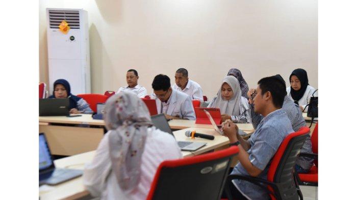 FKG Unhas Gelar Workshop Pembuatan Aplikasi Logbook Monitoring dan Evaluasi