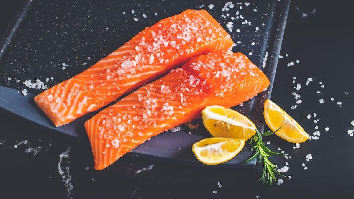 manfaat konsumsi ikan salmon untuk kesehatan