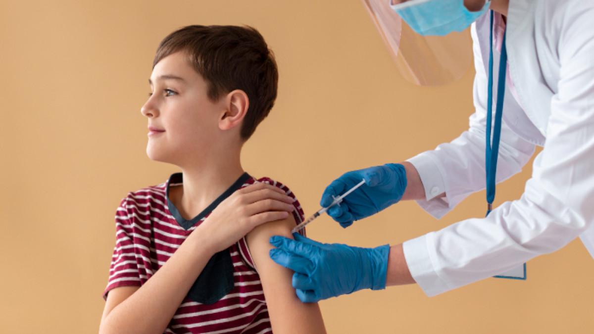 Ilustrasi imunisasi, berikut ini penjelasan BIAN (Bulan Imunisasi Anak Nasional) hingga manfaatnya