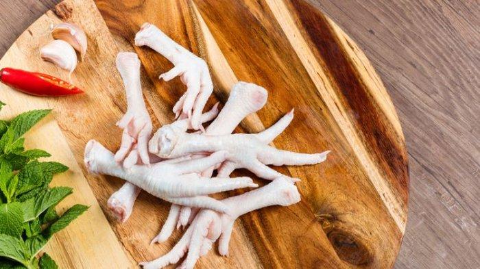 ilustrasi ceker ayam, makanan yang membantu tubuh memproduksi kolagen