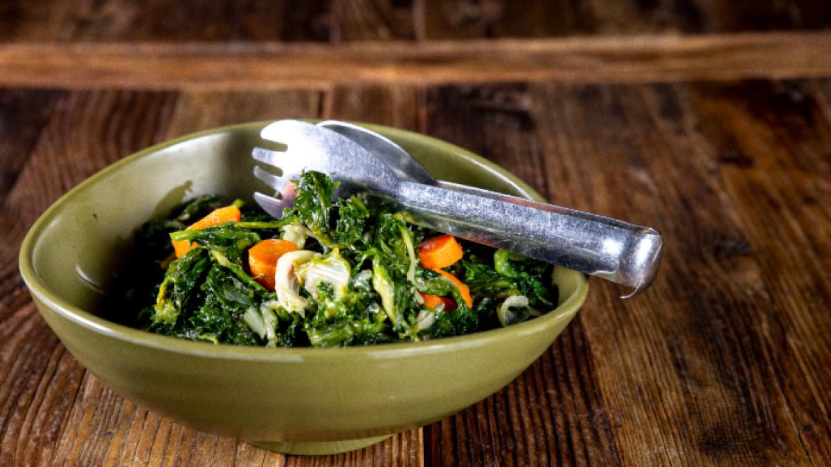 Ilustrasi sayur kangkung, berikut ini fakta kangkung bagus untuk ibu hamil