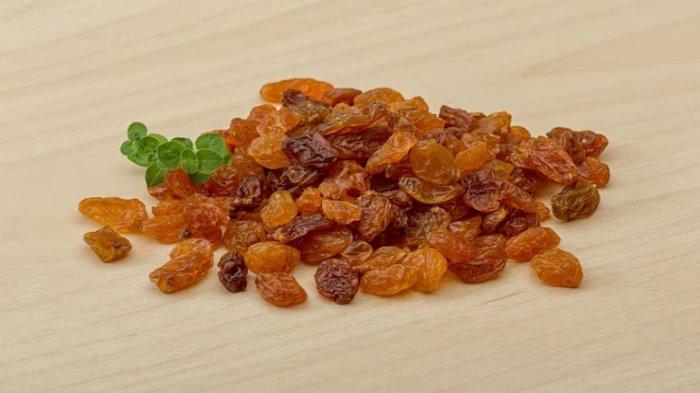 Ilustrasi kismis, camilan manis untuk ibu hamil yang tidak boleh dikonsumsi berlebihan