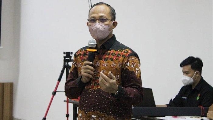 Prof Ruslin Bahas Program Kampus Merdeka Pada Pembekalan Supervisor KKN-PK Unhas