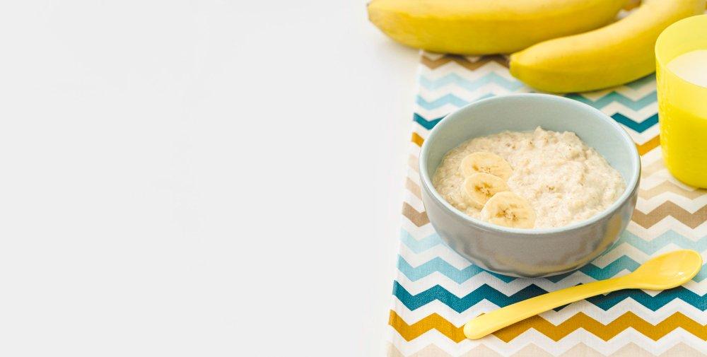 ilustrasi oatmeal, makanan sehat kaya manfaat untuk balita