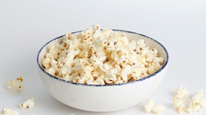 ilustrasi camilan popcorn tanpa minyak