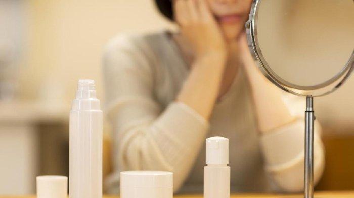 Ketika Kulit Mengalami Purging, Perlukah Menggunakan Skincare? Simak Ulasan dr. Adnania