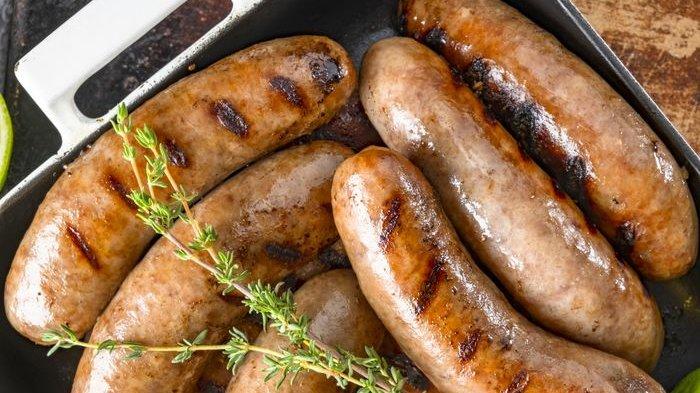 ilustrasi makanan ultra proses, Sosis merupakan daging yang diolah