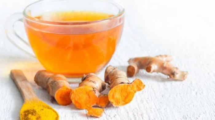 manfaat minum kunyit hangat untuk kesehatan
