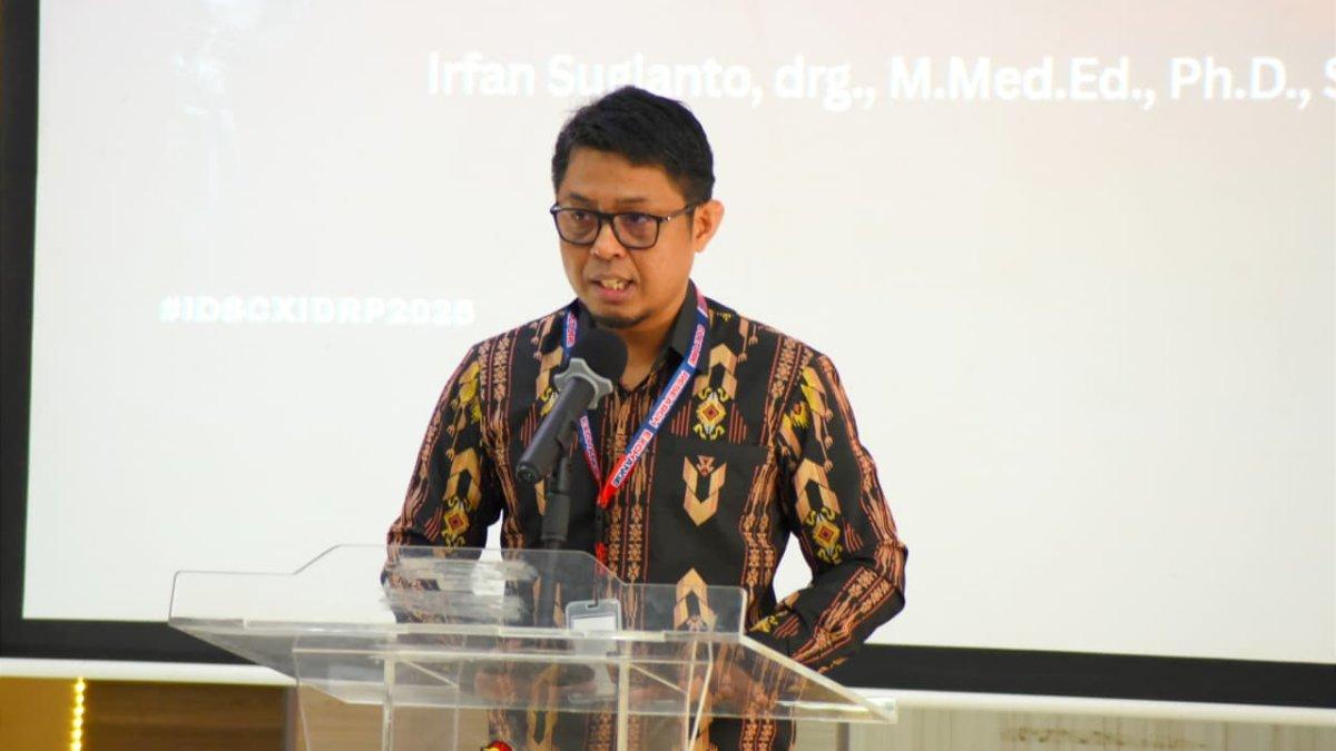 Sambutan dari drg. Irfan Sugianto, selaku Dekan FKG Unhas