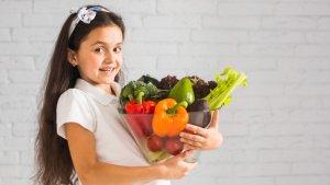 anak-konsumsi-makanan-sehat_8765.jpg