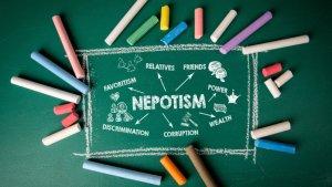 ilustrasi-nepotisme-shutterstock.jpg